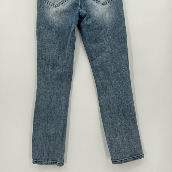 Risen Women’s 28/7 Distressed Roll Up Cuff Relaxed Fit Light Wash Skinny Jeans - Picture 5 of 9